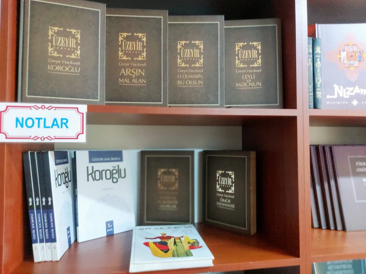 ADAB9720 CA8B 4E69 8459 44D18983D7C5