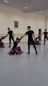 616041327 1198721059016616 5256541882475845044 n 167x300