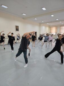 5220090891102523955 225x300