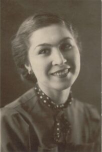 492715510 1258372366293558 2031994036386652580 n 203x300