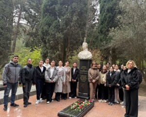 5298877418993030207 300x241