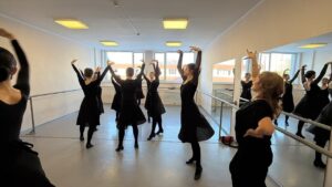 5328163624163415023 300x169